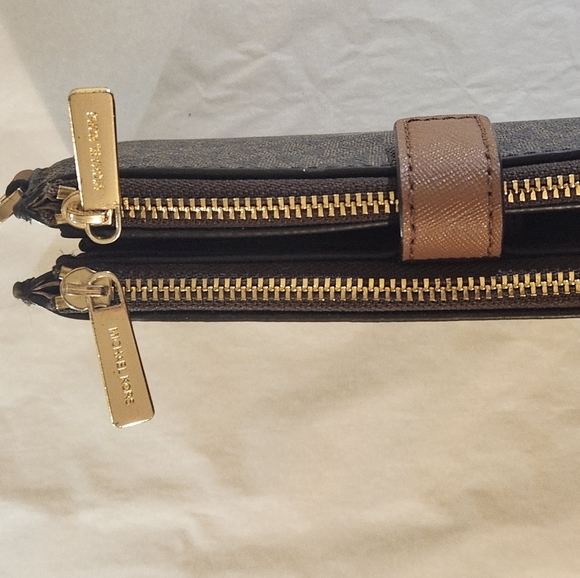 MICHAEL KORS Jet Set Travel MK Signature Double Zip Wristlet Wallet brown - Picture 3 of 15